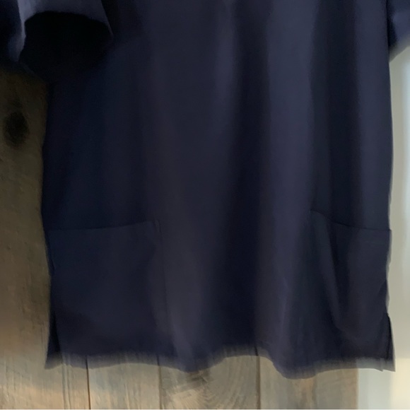 Women’s L SMILES & SCRUBS Navy Blue Cotton / Poly Short Sleeve V Neck Scrub Tops - Picture 4 of 13